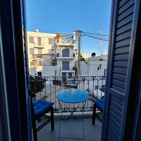 Διαμέρισμα Gyzi 's House Τήνος