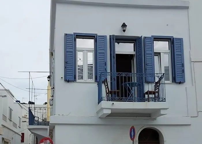 Gyzi 's House * Τήνος